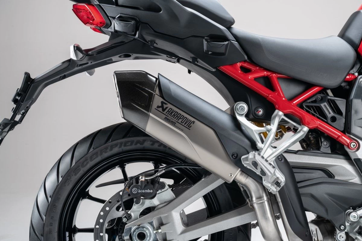 DUCATI Akrapovic Uitlaatsysteem Compleet Multistrada V4 3 DUCATI Akrapovic Uitlaatsysteem Compleet Multistrada V4