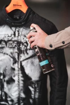 Handig Schoonmaken Textiel Reiniger & Impregneerset